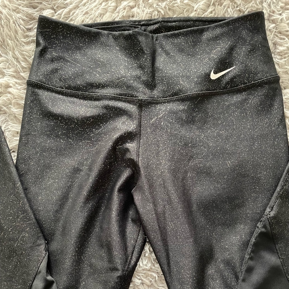 NIKE dri fit leggings
